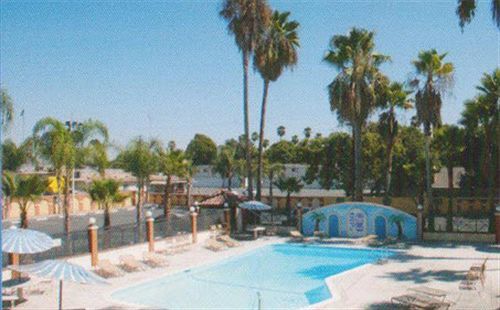 Regency Inn And Suites Baldwin Park Exterior photo